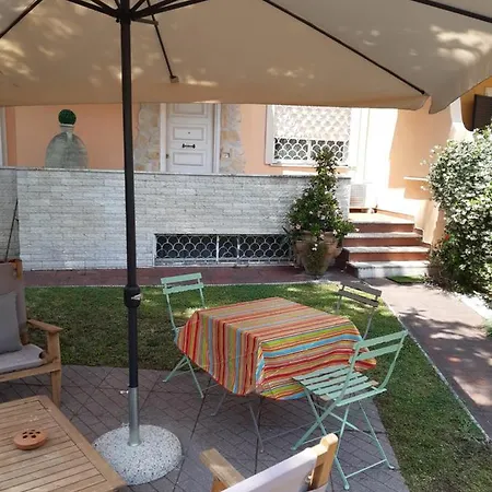 Bed and breakfast Axa 3*