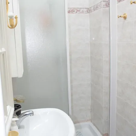 アクサ 3* カザール・パロッコ