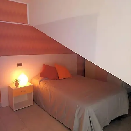 Bed & Breakfast Axa 3*